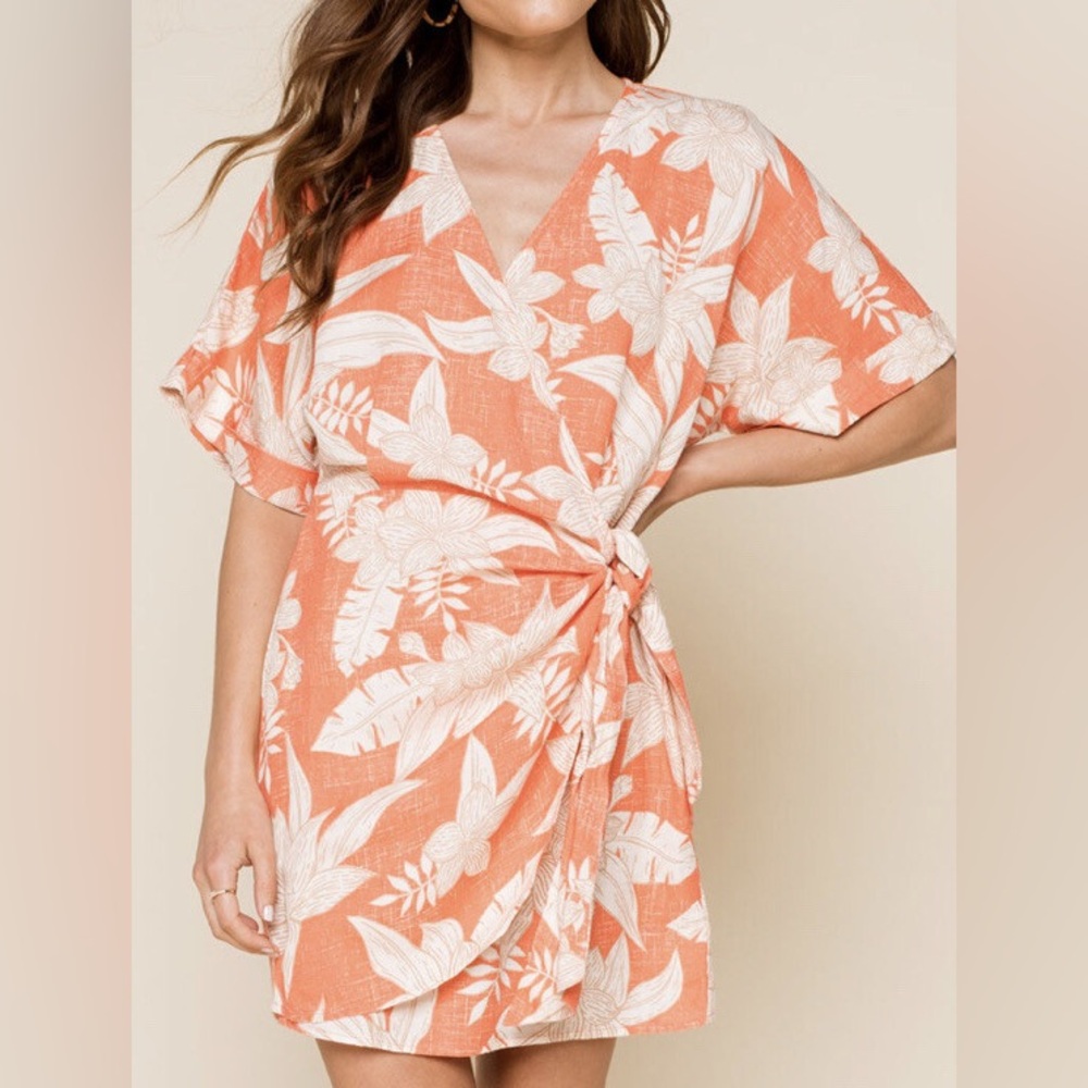 Amuse Society Mala Coral and Cream Kimono Tropical Wrap Dress